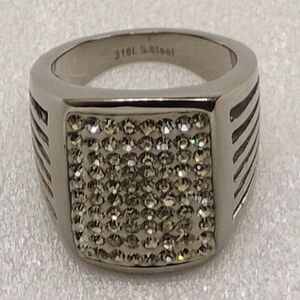 Rare And Affordable Luxury Stainless Swarovski Elements Ring Clearance,Sz 7
